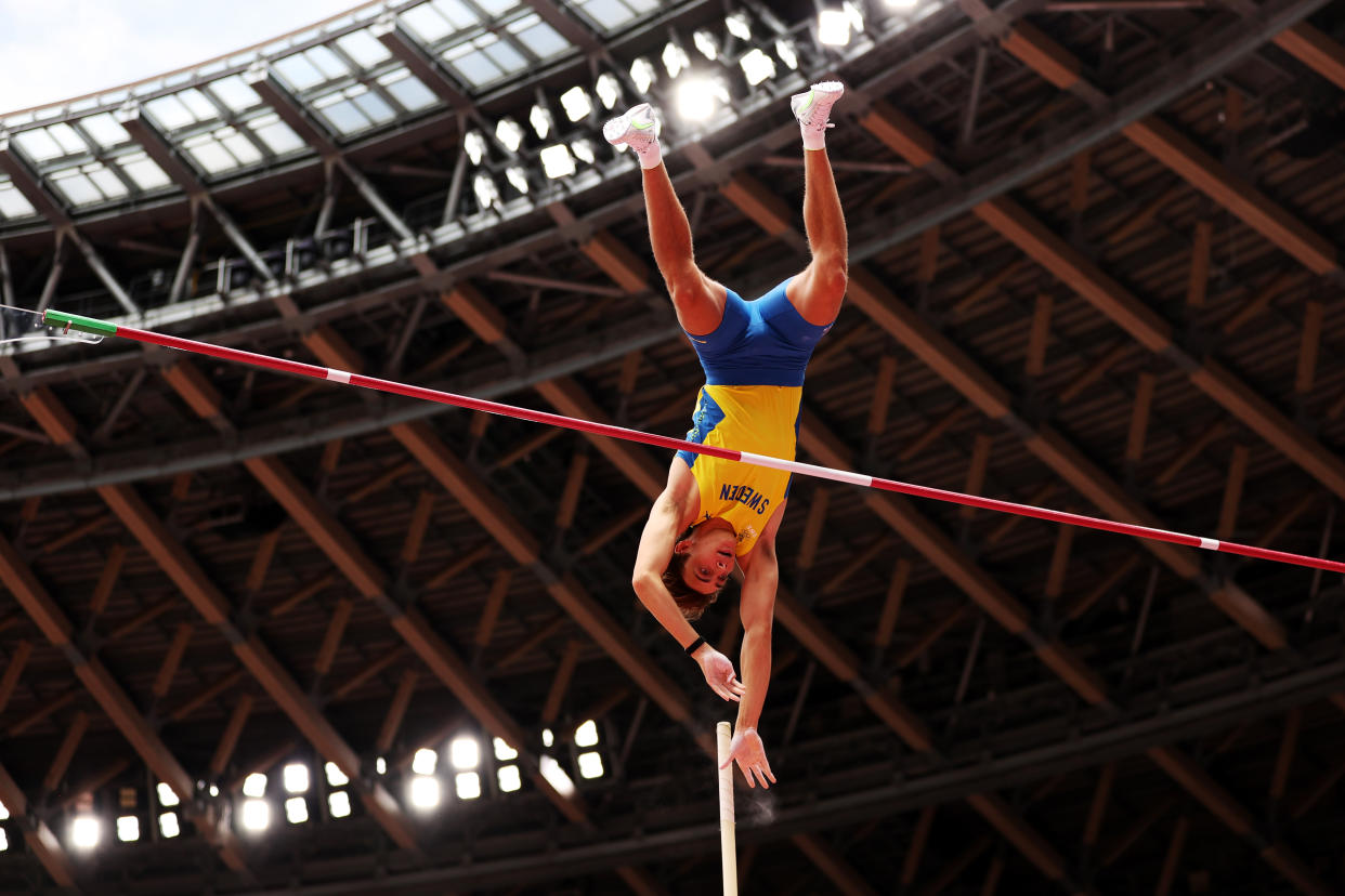 TOKYO, JAPAN - JULY 31: Armand Duplantis of Team Sweden competes in the Men's Pole Vault Qualification on day eight of the Tokyo 2020 Olympic Games at Olympic Stadium on July 31, 2021 in Tokyo, Japan. (Photo by Patrick Smith/Getty Images)