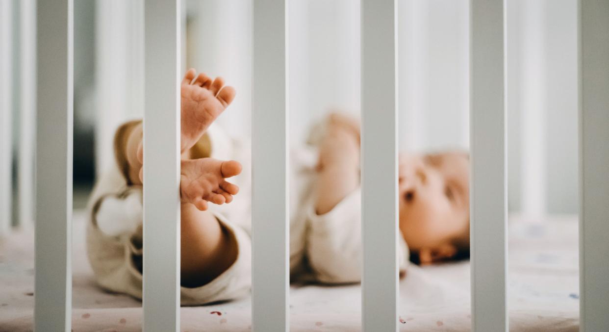 Parents have been warned after the deaths of ten children using a particular portable cot [Image: Getty]