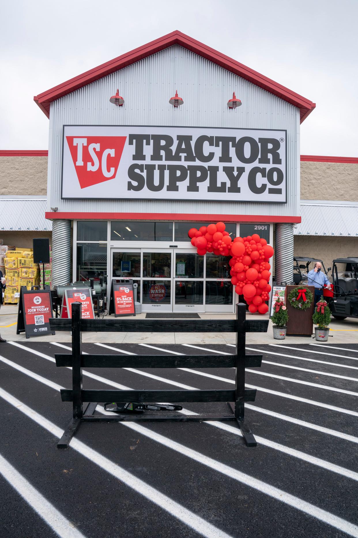 The new Tractor Supply store in Shelby is holding its grand opening.