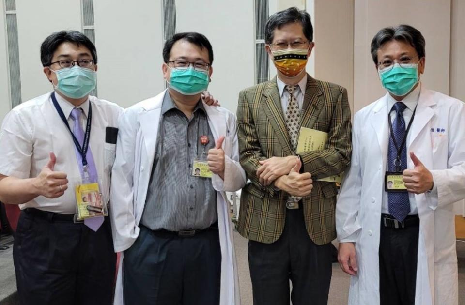 高雄榮總醫院舉行「長者友善照護」多重用藥國際研討會。（記者許正雄攝）
