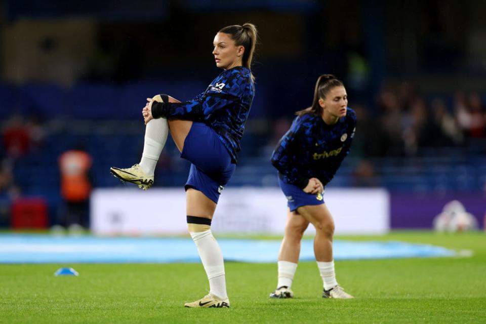 Chelsea warmed up in white socks, with Arsenal having to change (The FA via Getty Images)