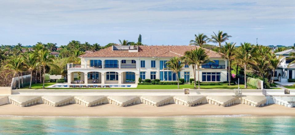 With an elaborate seawall, the house at 1040 S. Ocean Blvd. in Manalapan faces about 200 feet of oceanfront. The water frontage measures the same on its lakeside parcel. The estate is listed at $89 million.