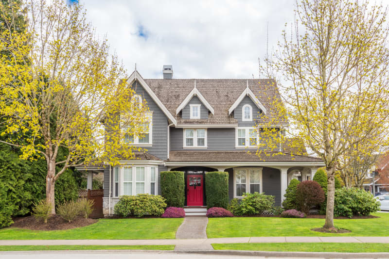 Houses in suburb at Summer in the north America. Luxury houses with nice landscape.