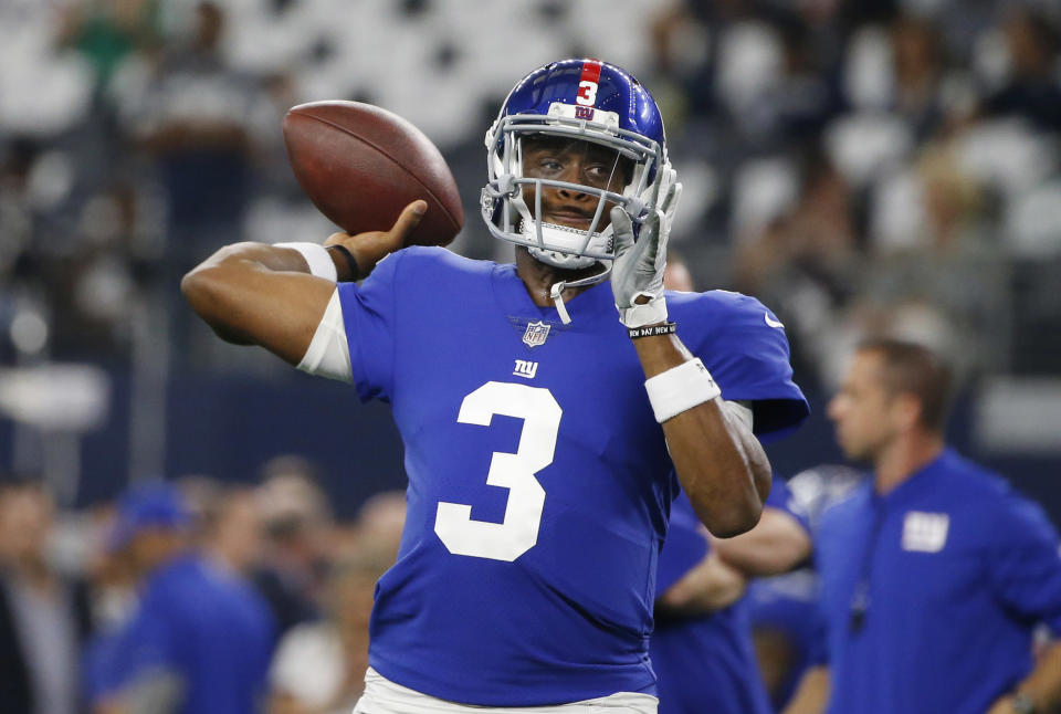 Giants quarterback Geno Smith will replace Eli Manning under center. (AP)