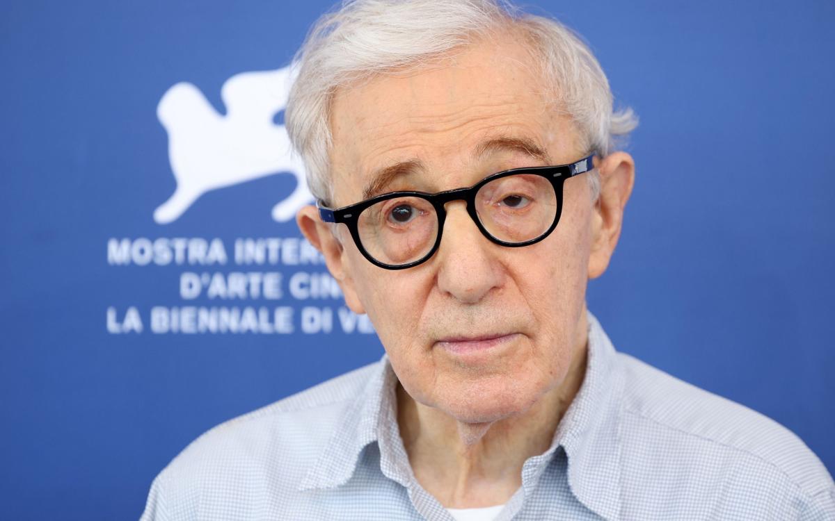 Woody Allen calls cancel culture ‘silly’ after rapturous Venice comeback thumbnail