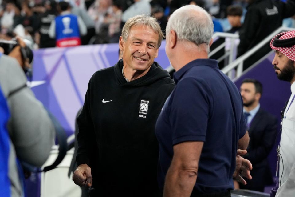 亞洲杯足球賽4強戰南韓0：2不敵約旦，總教練克林斯曼（Jürgen Klinsmann）還面露笑容引發眾怒，韓粉們炸鍋列4大罪狀。美聯社