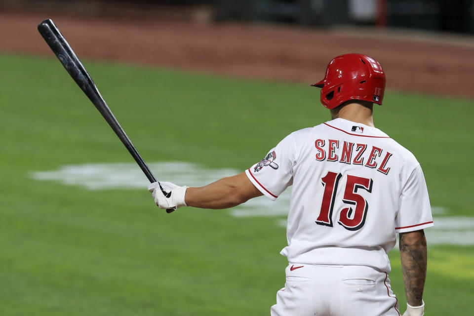 Cincinnati Reds' Nick Senzel (15) 