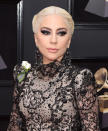 <p>Sarah Tanno, the global artistry ambassador for Marc Jacobs Beauty, decked out <a rel="nofollow" href="https://www.yahoo.com/lifestyle/lady-gagas-grammys-eye-makeup-surprising-inspiration-heres-get-063443831.html" data-ylk="slk:Gaga’s eyelids in a gothic cat eye;elm:context_link;itc:0;sec:content-canvas;outcm:mb_qualified_link;_E:mb_qualified_link;ct:story;" class="link  yahoo-link">Gaga’s eyelids in a gothic cat eye</a> inspired by a “dark, starry night.” To complete the look, she dressed up her pucker with <a rel="nofollow noopener" href="https://www.sephora.com/product/poutliner-longwear-lip-pencil-P392349" target="_blank" data-ylk="slk:Marc Jacobs Beauty Poutliner Longwear Lip Liner Pencil in Prim(rose) 304;elm:context_link;itc:0;sec:content-canvas" class="link ">Marc Jacobs Beauty Poutliner Longwear Lip Liner Pencil in Prim(rose) 304</a> ($24). (Photo: Presley Ann/Patrick McMullan via Getty Images) </p>