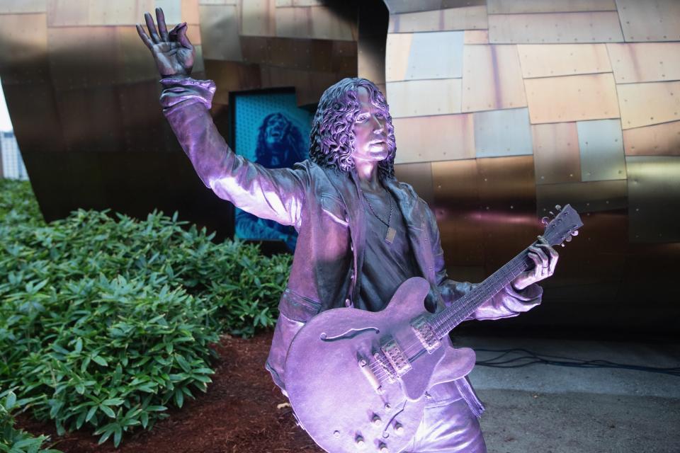 Chris Cornell statue