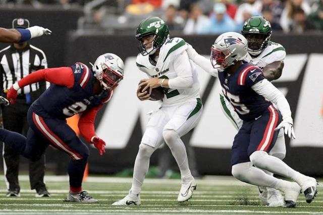 Meet Zach Wilson, The Jets New Quarterback - CBS New York