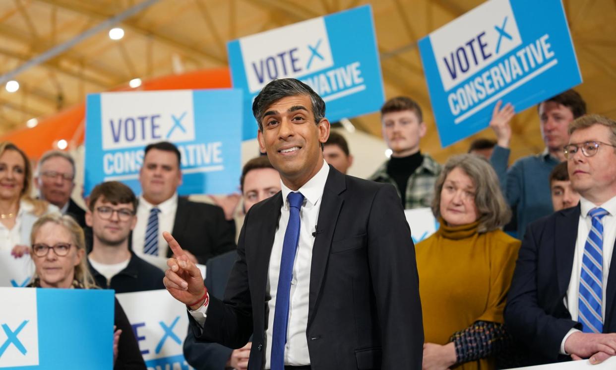 <span>The spoof looks at Rishi Sunak’s ‘£46bn unfunded spending plan’ and warns it could be more dangerous than Liz Truss’s mini-budget.</span><span>Photograph: Ian Forsyth/Getty Images</span>