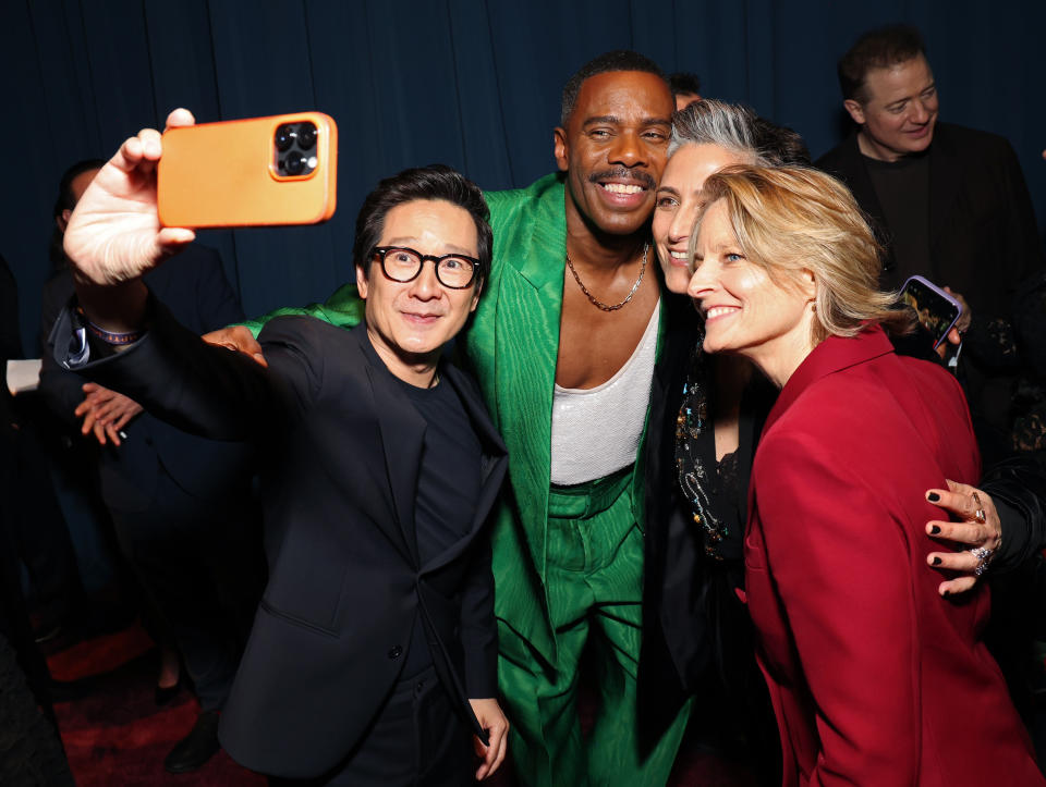 Ke Huy Quan, Colman Domingo, Alexandra Hedison, and Jodie Foster taking a selfie