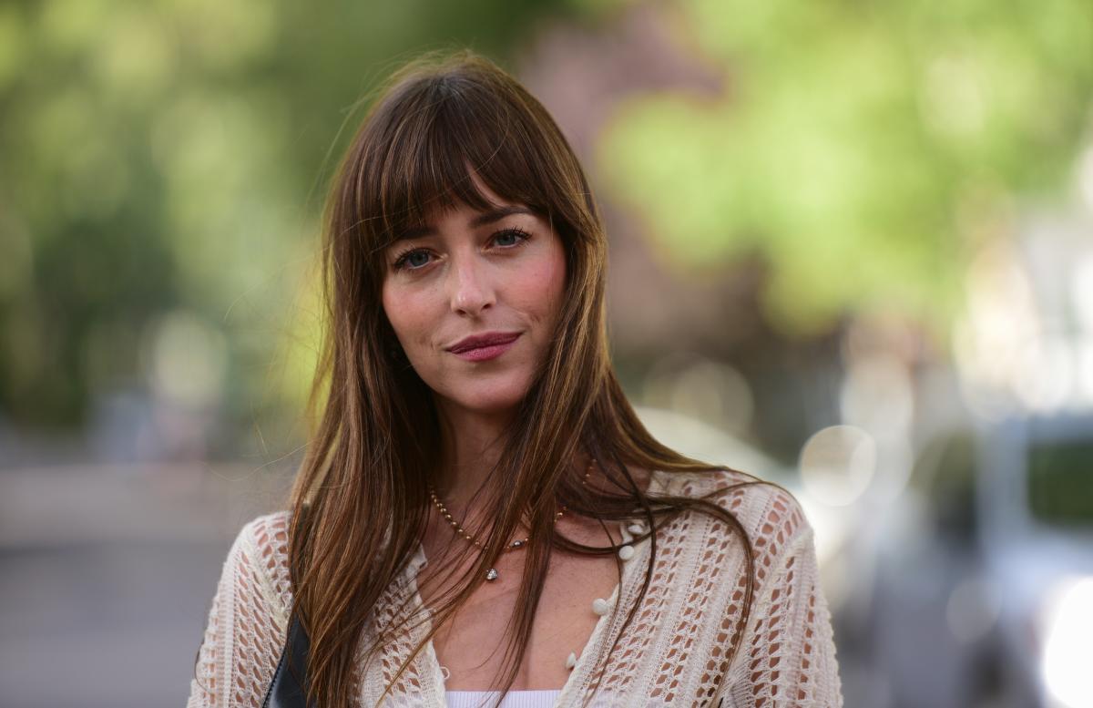 Dakota Johnson Says Sleep Is Her ‘Number One Priority in Life,’ and ...