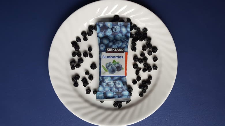 dried blueberries on plate