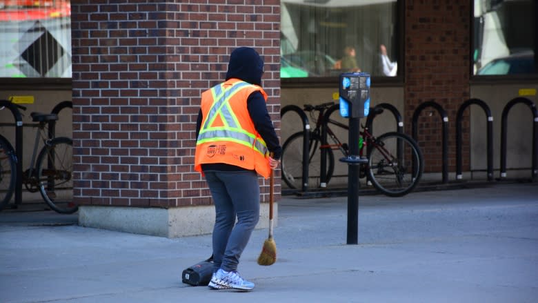 From purgatory to paradise: Montreal's annual spring transformation, in photos