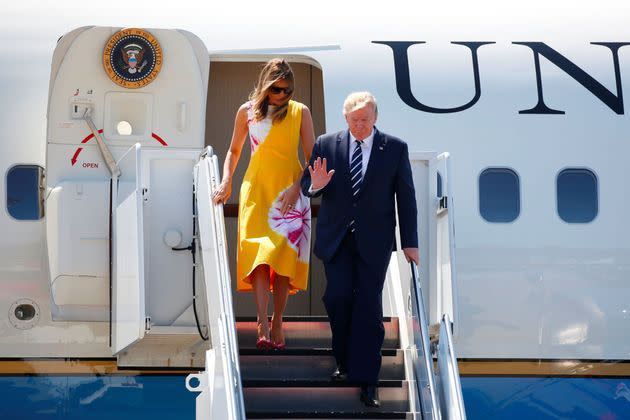 <p>Donald et Melania Trump arrivent à Biarritz, samedi.</p>