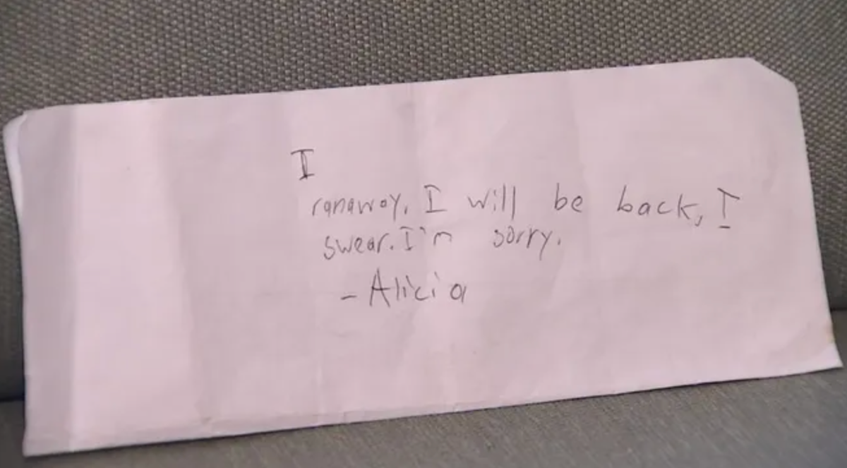 Alicia Navarro left a .note in her room reading, “I ran away. I will be back, I swear. I’m sorry” (Glendale Police Office)