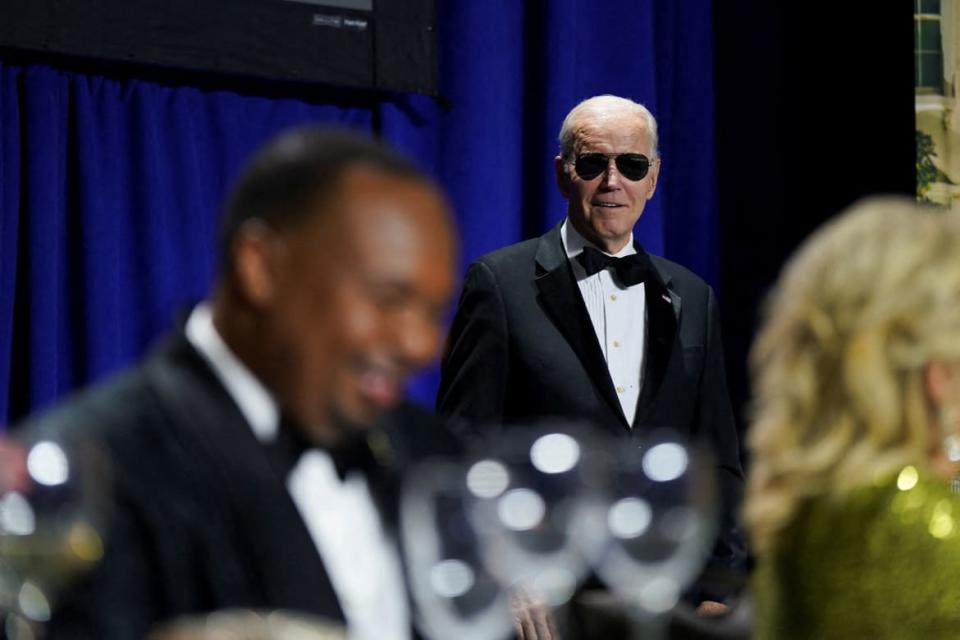 <div class="inline-image__title">USA-WHITEHOUSE/DINNER</div> <div class="inline-image__caption"><p>"U.S. President Joe Biden wears Aviator sunglasses as Comedian Roy Wood Jr., is introduced during the annual White House Correspondents Association Dinner in Washington, U.S., April 29, 2023. REUTERS/Al Drago"</p></div> <div class="inline-image__credit">ALEXANDER DRAGO</div>