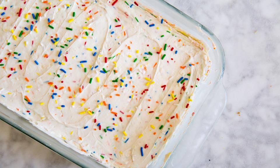 4-Ingredient No-Bake Funfetti Breakfast Bars