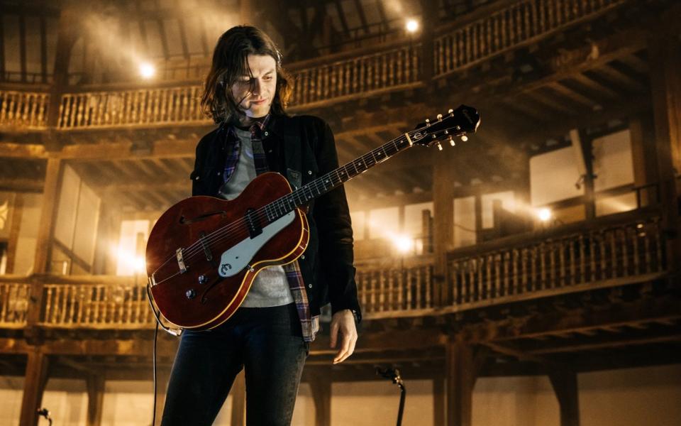 James Bay at Shakespeare's Globe