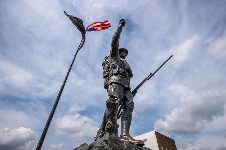 A statue in downtown Monticello, Ky., honors those who served in World War I. The statue is located at the intersection of Main Street and Columbia Avenue.