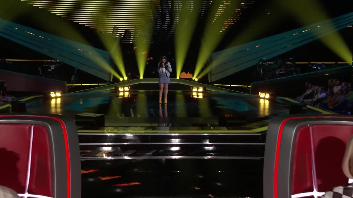 The Voice Teenager Julia Roome With Unbelievable Talent Sings Dream A