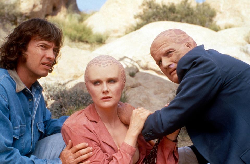 From left: Gary Graham, Terri Treas and Eric Pierpoint in ‘Alien Nation’