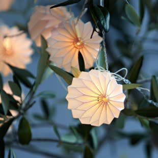 Klicken Sie sich durch die schönsten Gartenbeleuchtungs-Accessoires!