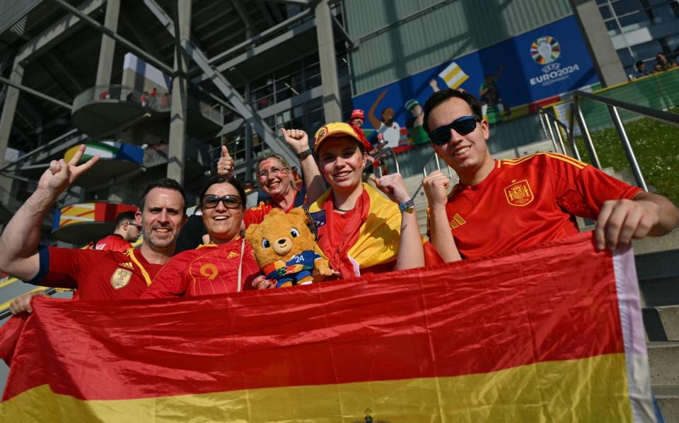 Spain fans