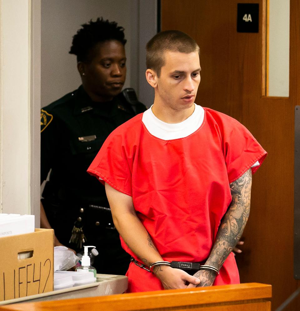Michael Bargo enters Circuit Judge Anthony Tatti's courtroom on Sept. 12, 2019, for re-sentencing for the 2011 murder of Seath Jackson.
