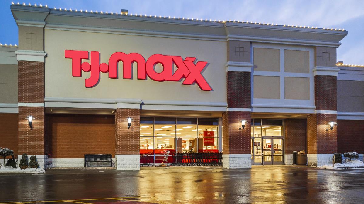 T.J. Maxx parent misses estimates as lockdowns cut sales by $1 bln