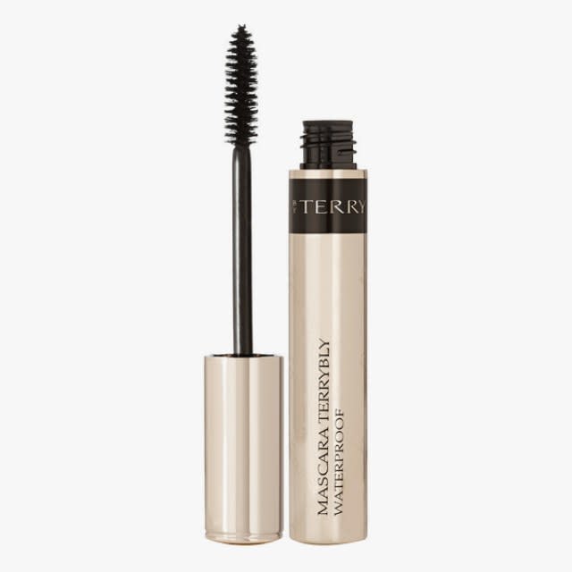 A rush of new waterproof mascaras with innovative formulas and volume-boosting brushes promises bigger, better, longer-lasting lashes.