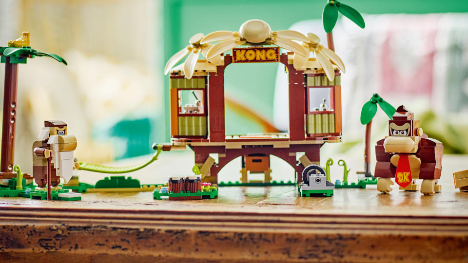 Lego Donkey Kong on a wooden surface