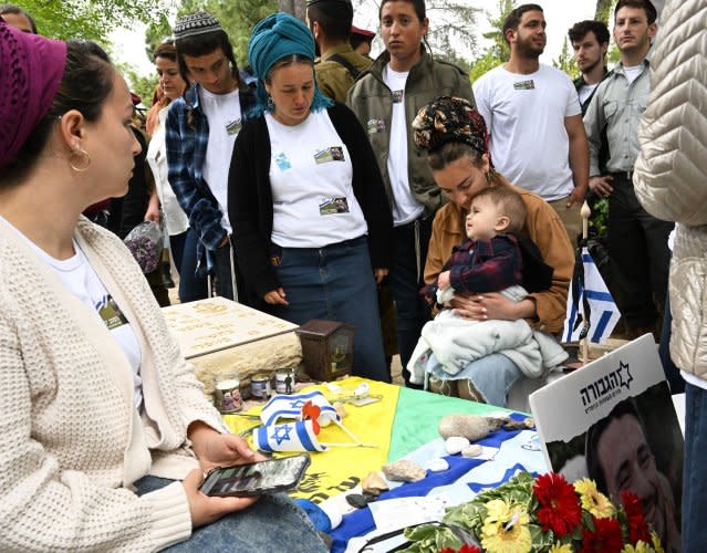 Israelis observe Memorial Day in  Jerusalem