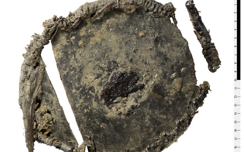 Image shows an ancient lunchbox discovered in the Swiss mountains