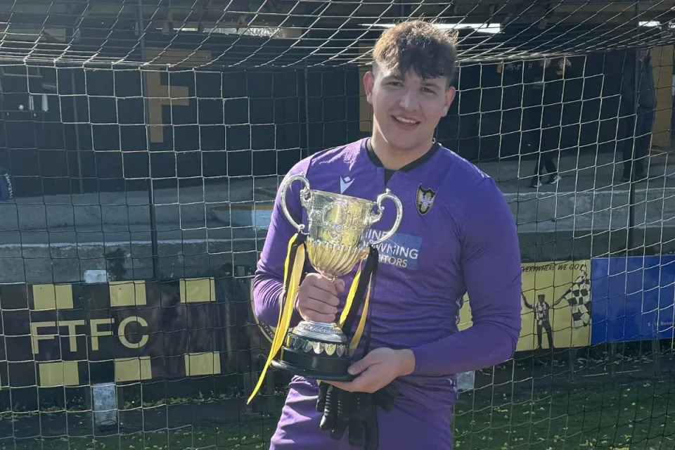 Goalkeeper with Cystic Fibrosis racks up another achievement by smashing Premier League clean sheet record