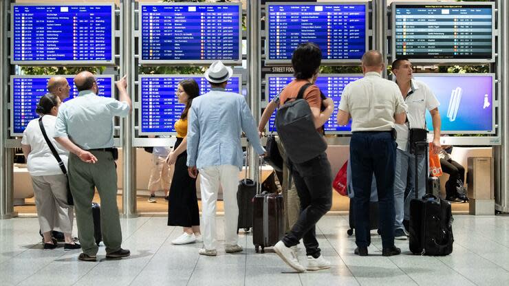 Im Dezember zählte Fraport in Frankfurt 1,2 Prozent weniger Passagiere als ein Jahr zuvor. Foto: dpa