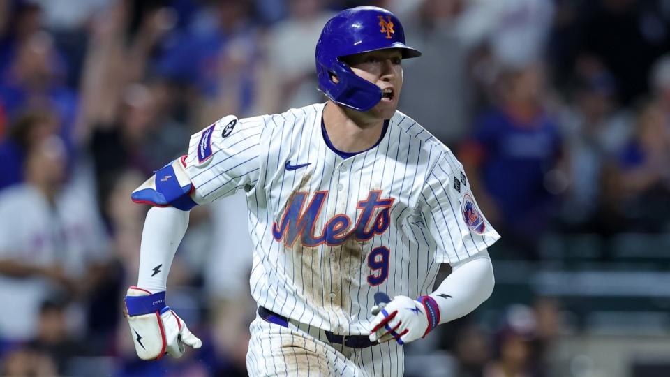 Sep 18, 2024; New York City, New York, USA; New York Mets left fielder Brandon Nimmo (9) rounds the bases after hitting a three run home run against the Washington Nationals during the fourth inning at Citi Field.