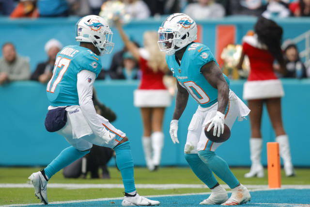 How Dolphins' loss to Packers affects Miami's playoff odds