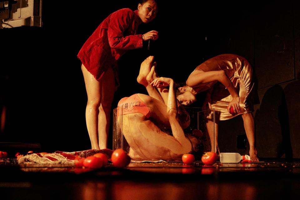 Chou Kuan-Jou – Tomato (The Coronet Theatre, Taiwan Festival)
