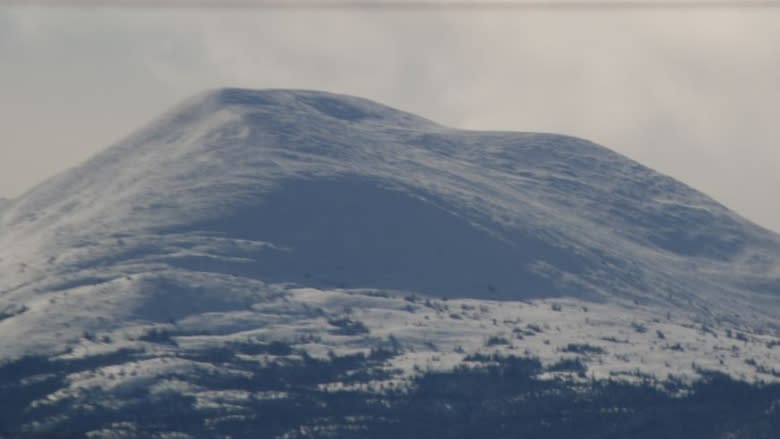 Flag mysteriously appears on Yukon mountain, social media cracks the case