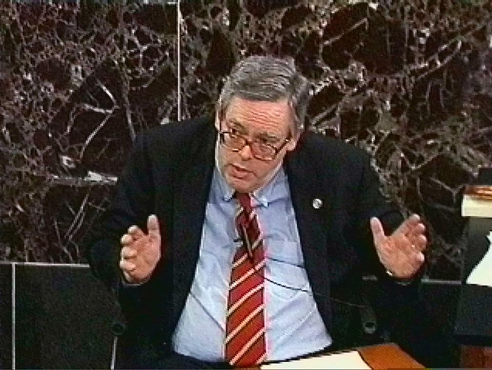 White House counsel Charles Ruff during the first day of the defense in the Senate impeachment trial of President Clinton, Tuesday, Jan. 19, 1999, in Washington.