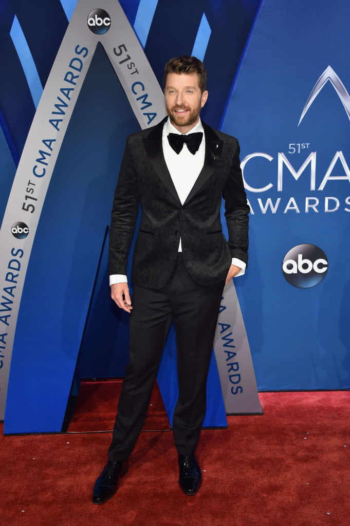 Brett Eldredge in Joseph Abboud