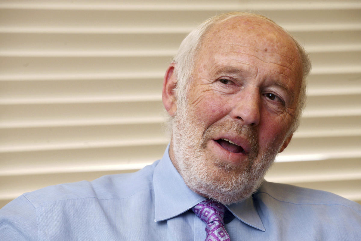UPDATE 3-Billionaire quant investing pioneer and philanthropist James Simons dies at 86