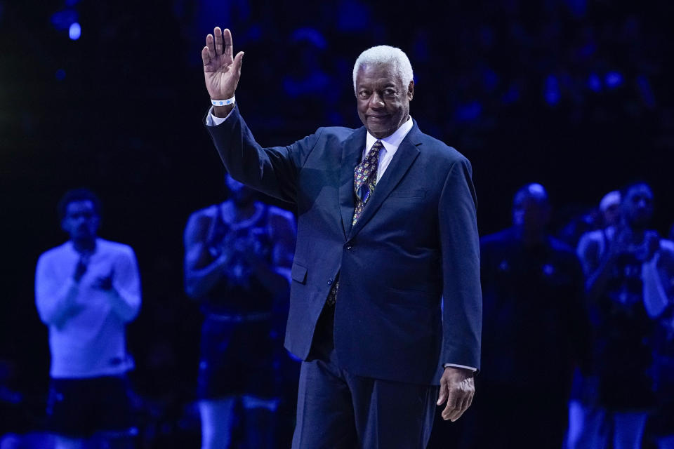 NBA legend Oscar Robinson is introduced during the second half of an NBA All-Star basketball game in Indianapolis, Sunday, Feb. 18, 2024. (AP Photo/Darron Cummings)