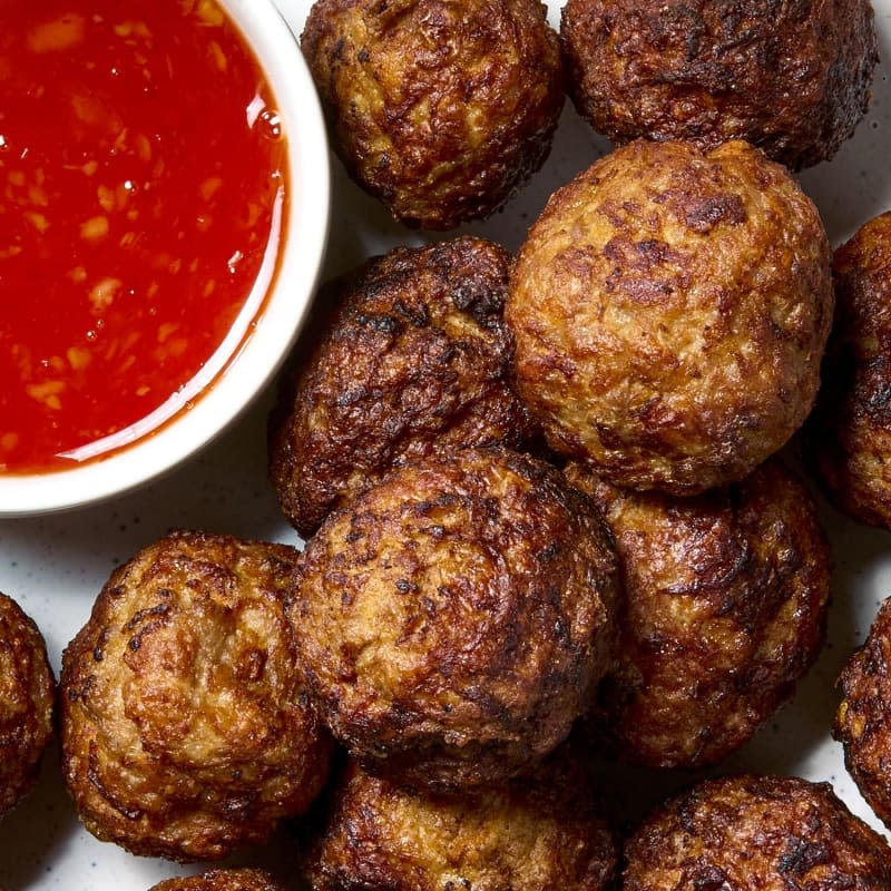 Bola-Bola (Filipino Meatballs)