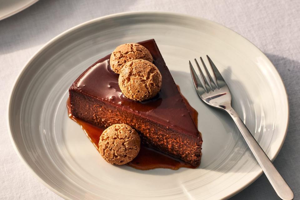 Bunet (Chocolate Crème Caramel with Amaretti