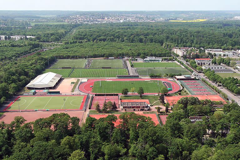 La belleza de Camp des Loges, un predio exquisito a apenas 20 kilómetros de París.