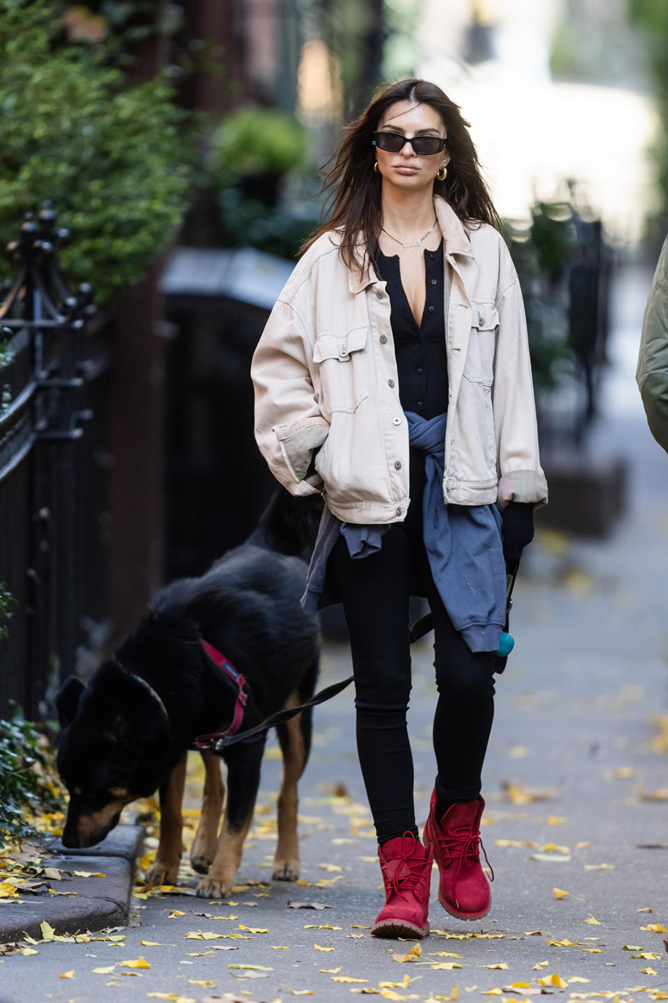 Emily Ratajkowski, New York, Timberland, leggings.