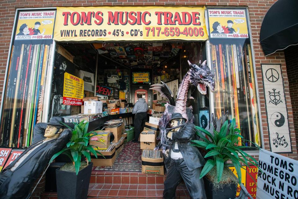 The entrance of Tom's Music Trade in Red Lion.